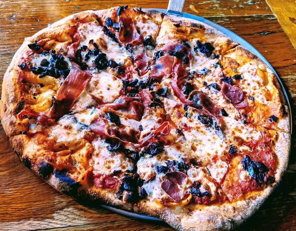 Rivermont Pizza | restaurant | 2496 Rivermont Ave, Lynchburg, VA 24503, USA | 4348462877 OR +1 434-846-2877