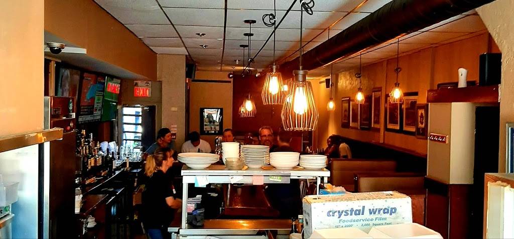 MAMA ROSA on Roncesvalles | restaurant | 5 Roncesvalles Ave, Toronto, ON M6R 2K2, Canada | 6473451995 OR +1 647-345-1995