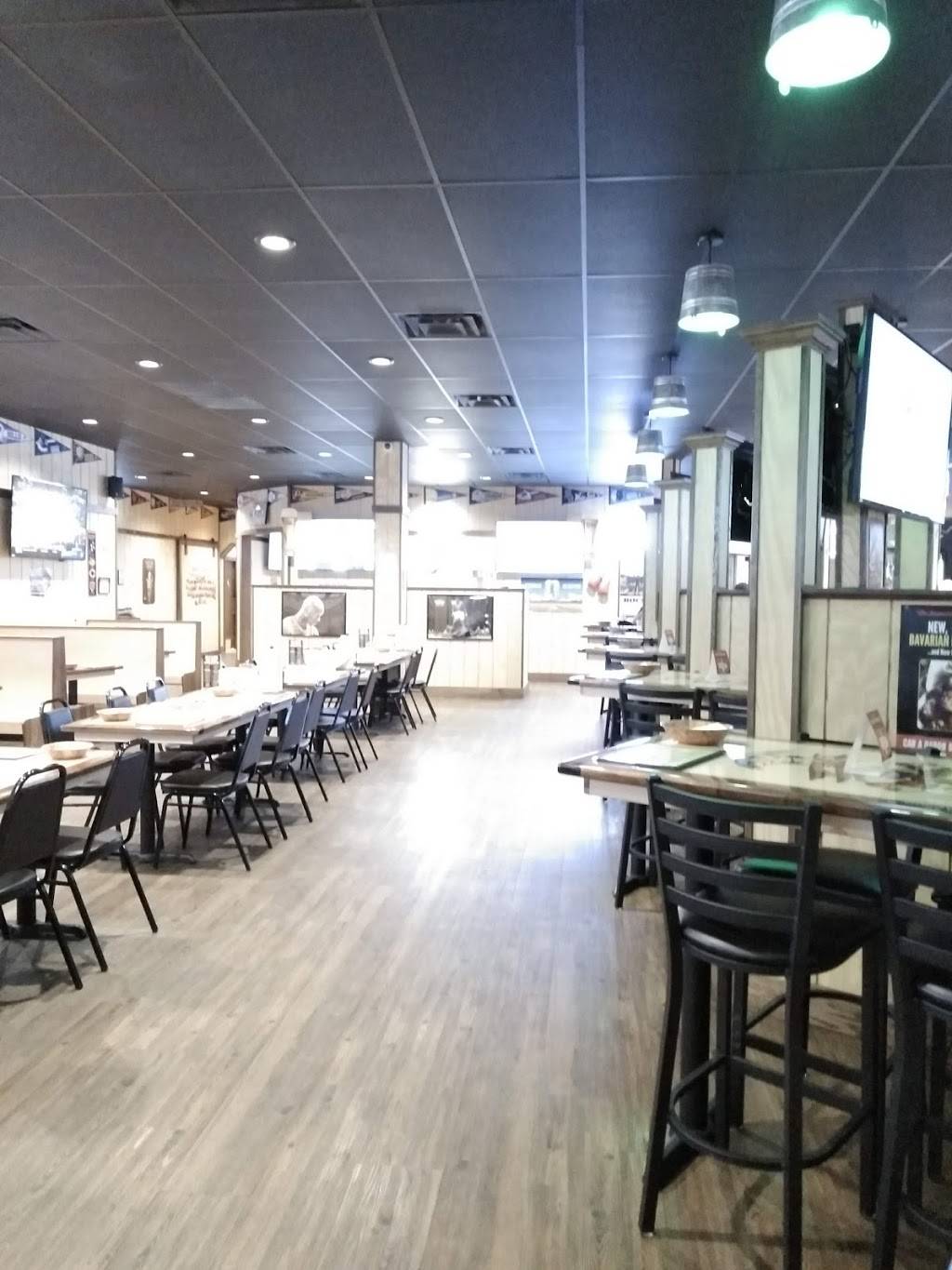 Wings Etc. | restaurant | 1800 Fort Harrison Rd, Terre Haute, IN 47804, USA | 8129174080 OR +1 812-917-4080