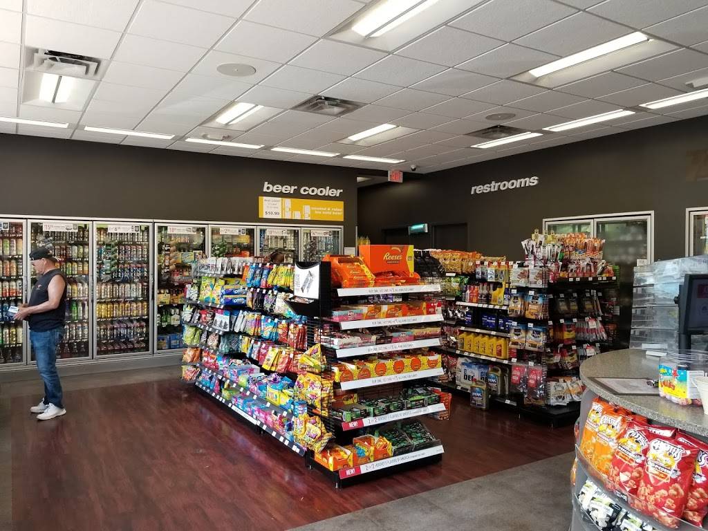 Thorntons | bakery | 100 W Broadway, Louisville, KY 40202, USA | 5025845355 OR +1 502-584-5355