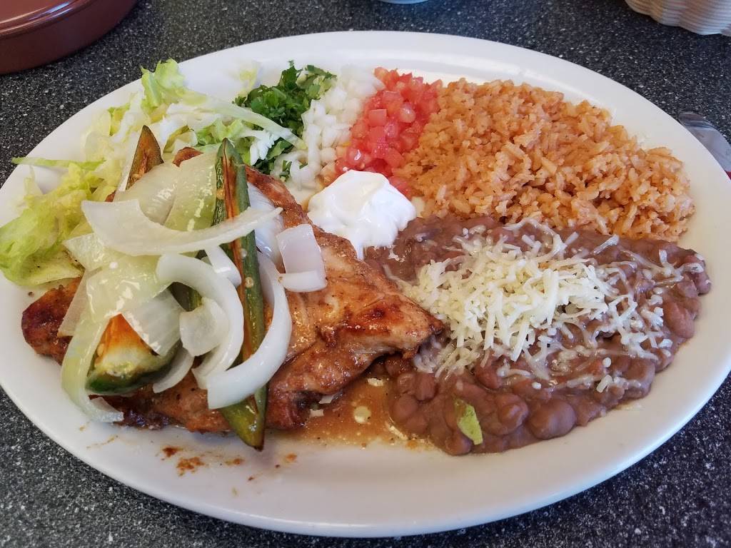 El Cerrito Mexican Restaurant | restaurant | 306 Sand Lake Road, Onalaska, WI 54650, USA | 6085199330 OR +1 608-519-9330