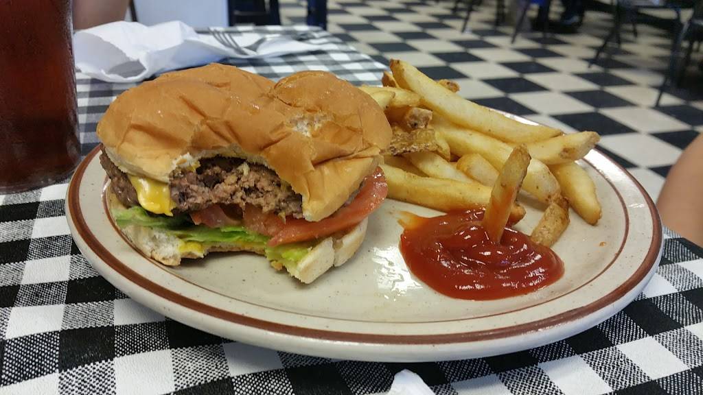 Beckys | restaurant | 1477 Dover Rd, Clarksville, TN 37042, USA | 9319056805 OR +1 931-905-6805