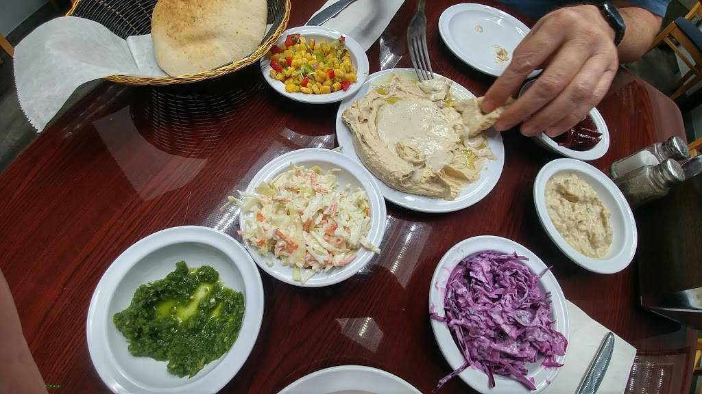 Ruthys Place | meal takeaway | 19202 W Dixie Hwy, Miami, FL 33180, USA | 3057052636 OR +1 305-705-2636