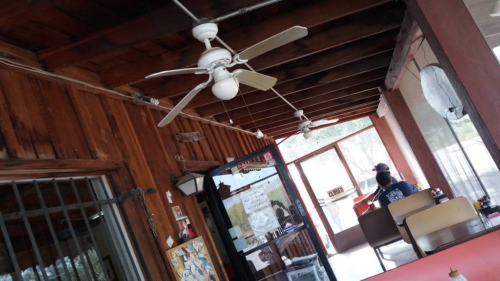 Wagon Wheel | restaurant | 36457 N Cave Creek Rd, Cave Creek, AZ 85331, USA | 4804882291 OR +1 480-488-2291