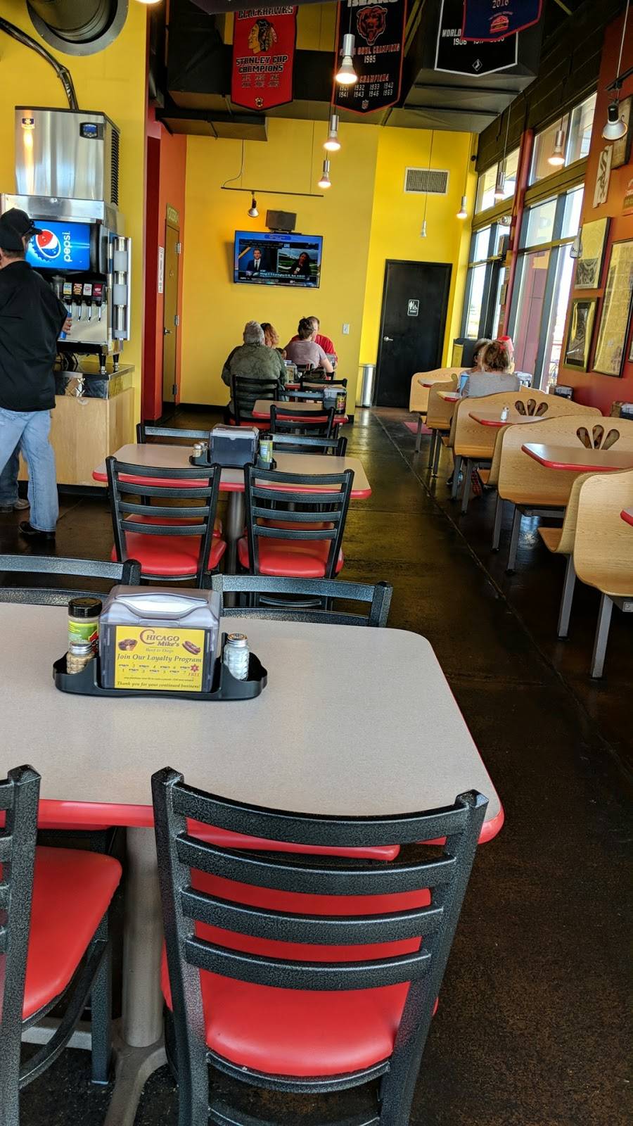 Chicago Mikes Beef & Dogs | meal takeaway | 11405 E Briarwood Ave, Centennial, CO 80112, USA | 7207732333 OR +1 720-773-2333