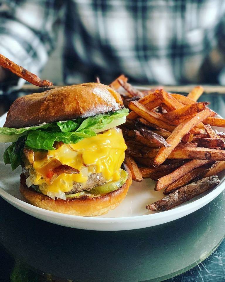 The Revelry | restaurant | 1290 University Ave, Rochester, NY 14607, USA | 5853406454 OR +1 585-340-6454