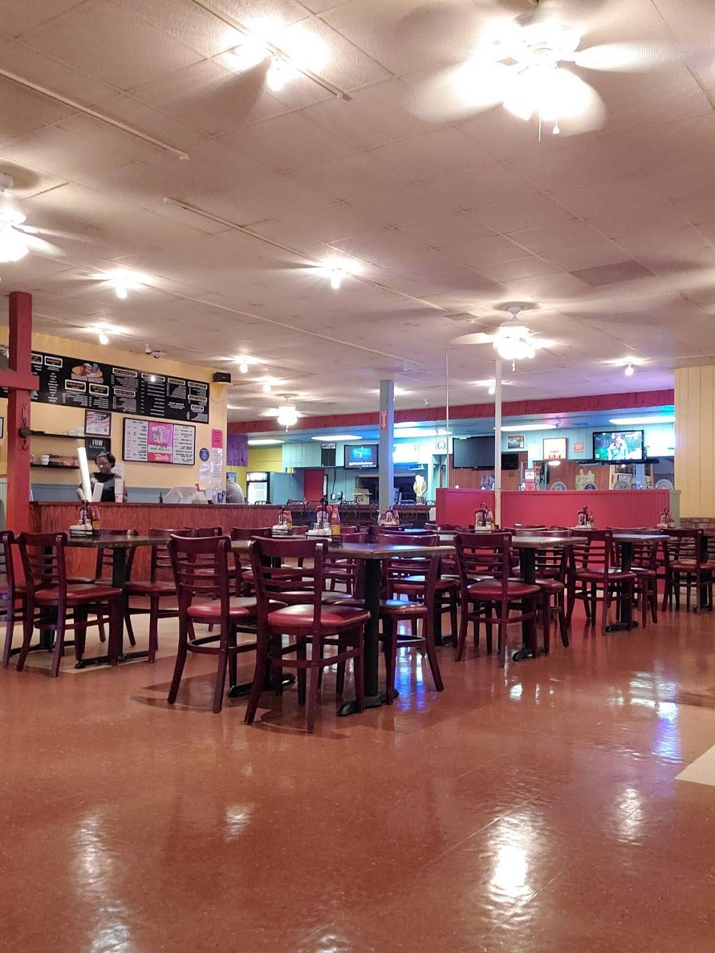 A&Js Catfish Station Millington | restaurant | 7838 Church St, Millington, TN 38053, USA | 9018723474 OR +1 901-872-3474