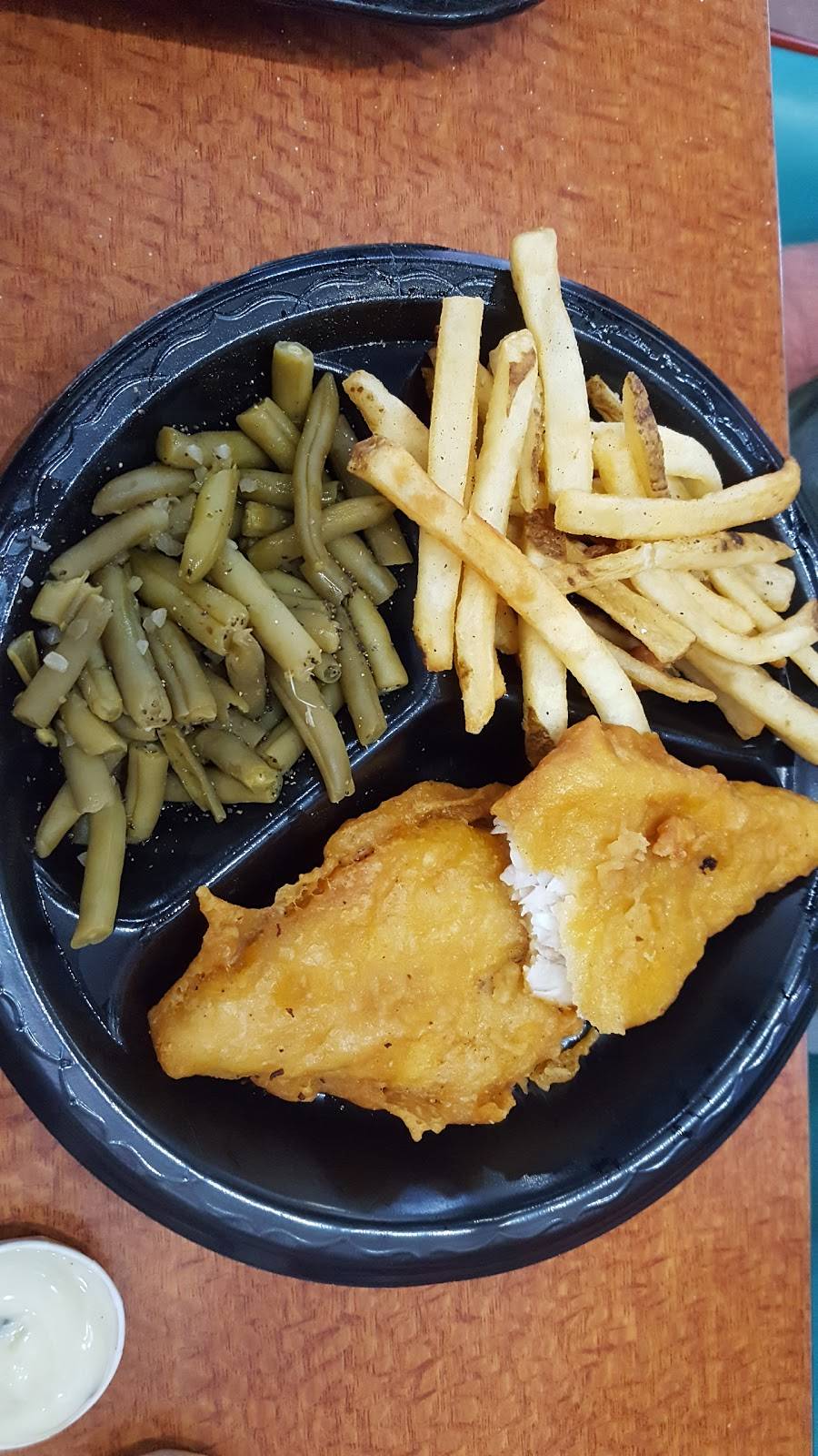 Long John Silvers | restaurant | 379 N Bluff Rd, Collinsville, IL 62234, USA | 6183455571 OR +1 618-345-5571