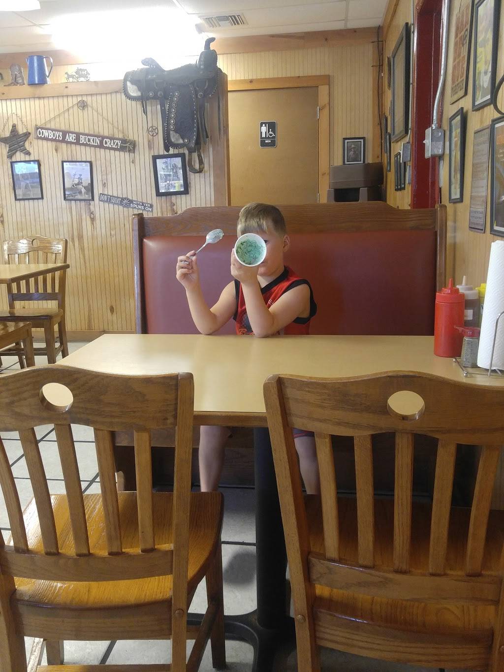 Firewood Bar.B.Q. | restaurant | 7013 Lithia Pinecrest Rd, Lithia, FL 33547, USA | 8134388710 OR +1 813-438-8710