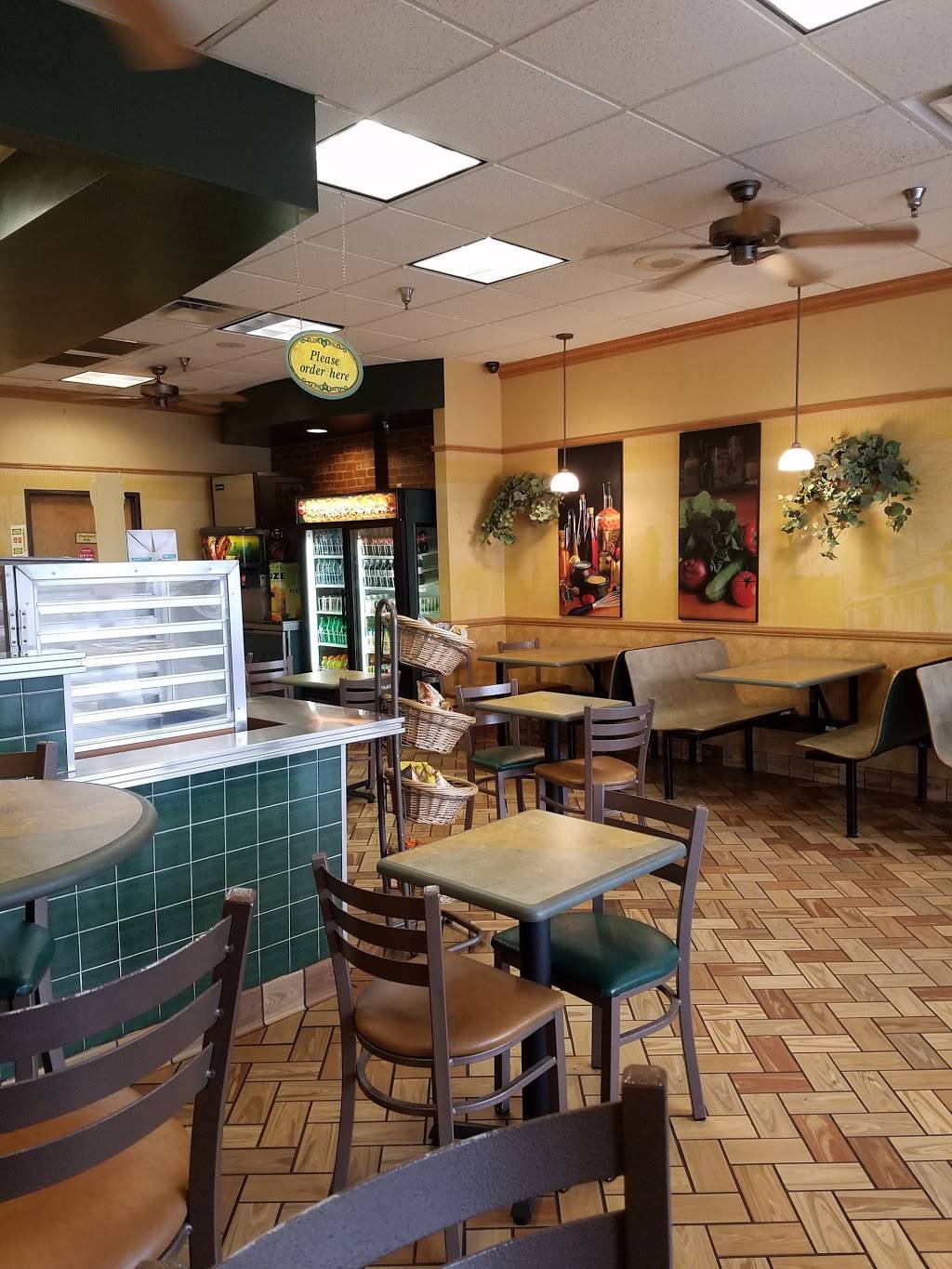 Subway | restaurant | Plaza de Fiesta, 2722 S Alma School Rd Suite 3, Mesa, AZ 85210, USA | 4804919392 OR +1 480-491-9392