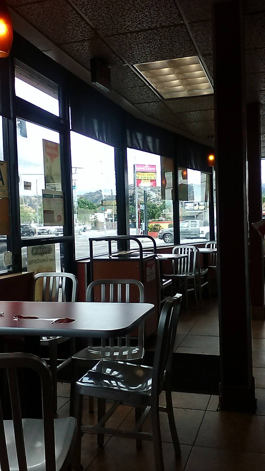 Jack in the Box | restaurant | 7955 Vineland Ave, Sun Valley, CA 91352, USA | 8187640359 OR +1 818-764-0359