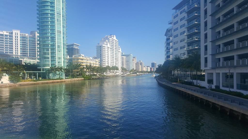 Aquatica Cafe | restaurant | 6103 Aqua Ave #100, Miami Beach, FL 33141, USA | 7863515041 OR +1 786-351-5041