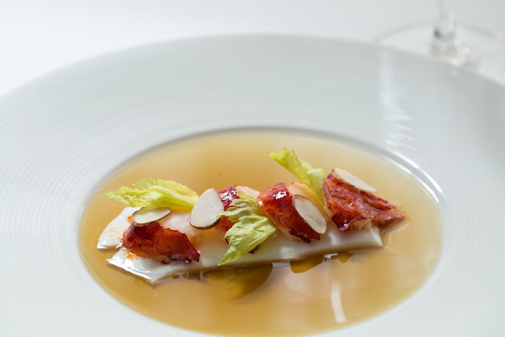 Chatham Inn | restaurant | 359 Main St, Chatham, MA 02633, USA | 5089459232 OR +1 508-945-9232