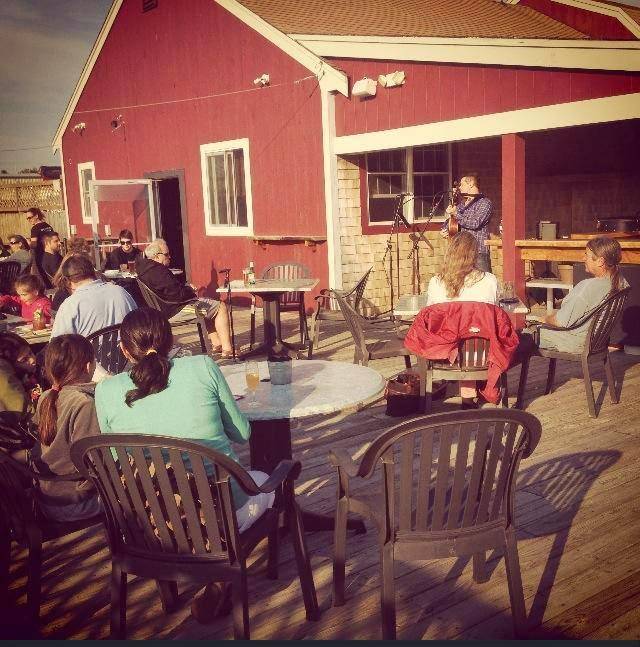 The Bog Pub | restaurant | 618 MacArthur Blvd, Pocasset, MA 02559, USA | 5083929620 OR +1 508-392-9620