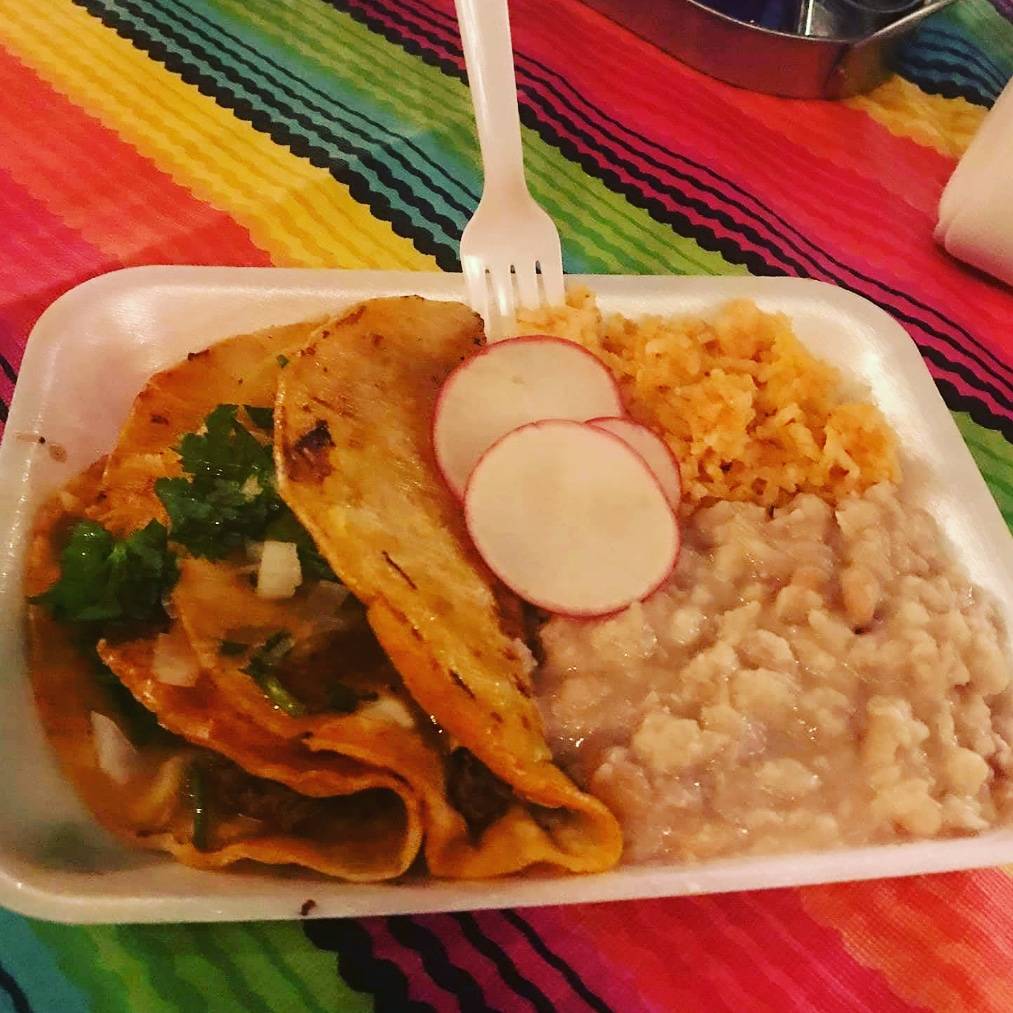 Casa De Chingonas | restaurant | 2228 Harrison Ave, San Diego, CA 92113, USA | 6197939520 OR +1 619-793-9520