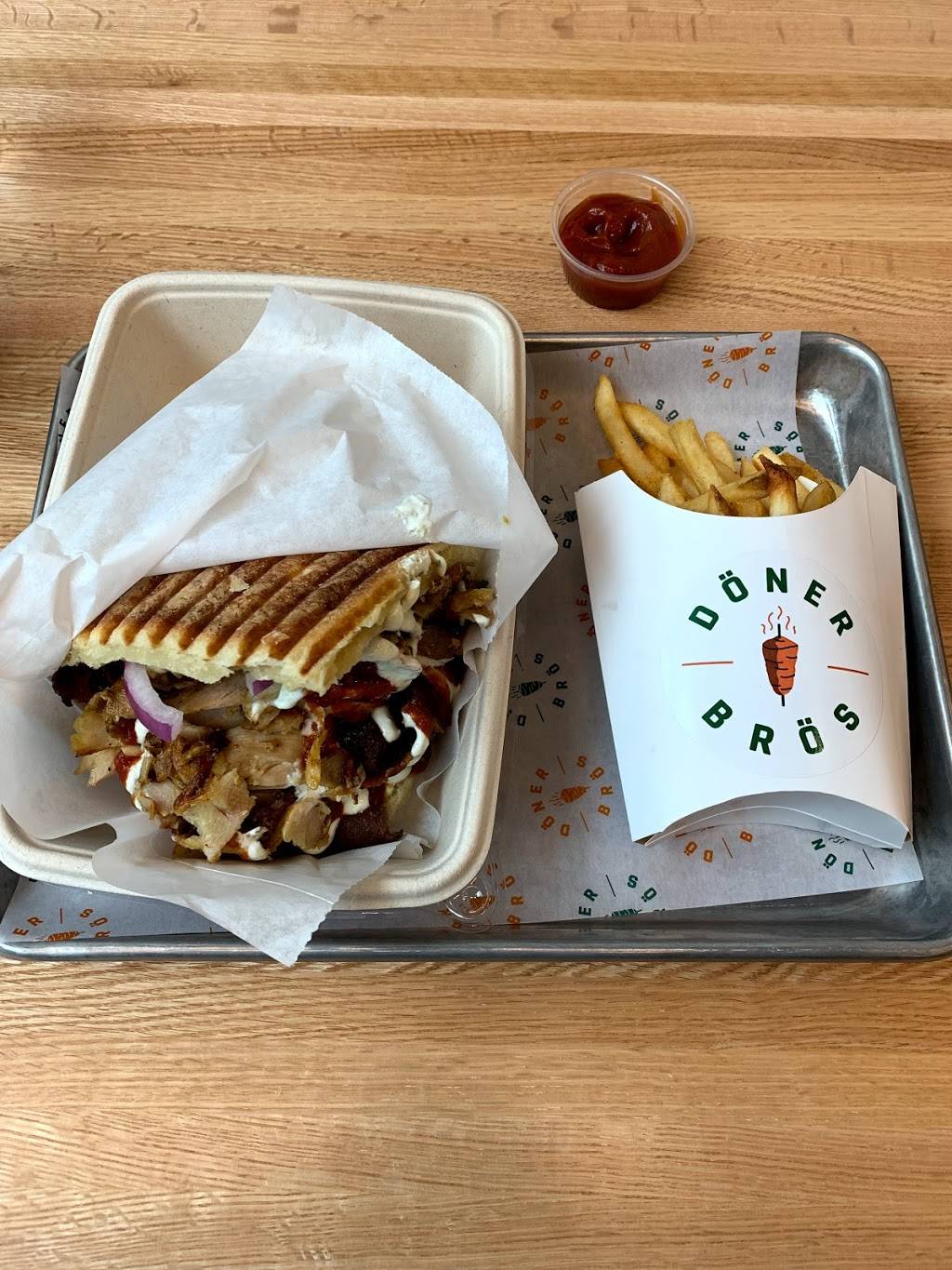 Döner Brös | restaurant | 3204 St Paul St, Baltimore, MD 21218, USA | 8443667277 OR +1 844-366-7277