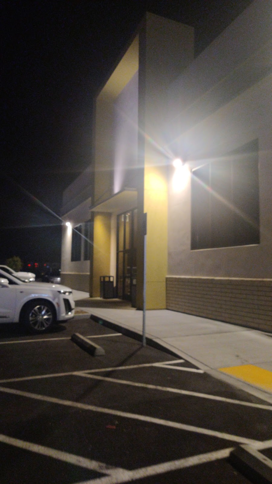 Village Pub | restaurant | 10150 S Rainbow Blvd, Las Vegas, NV 89178, USA | 7024457095 OR +1 702-445-7095