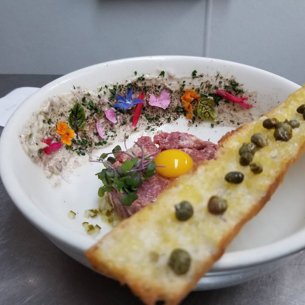 Front Porch & Barts Tavern | restaurant | 5924 N Florida Ave, Tampa, FL 33604, USA | 8132375511 OR +1 813-237-5511