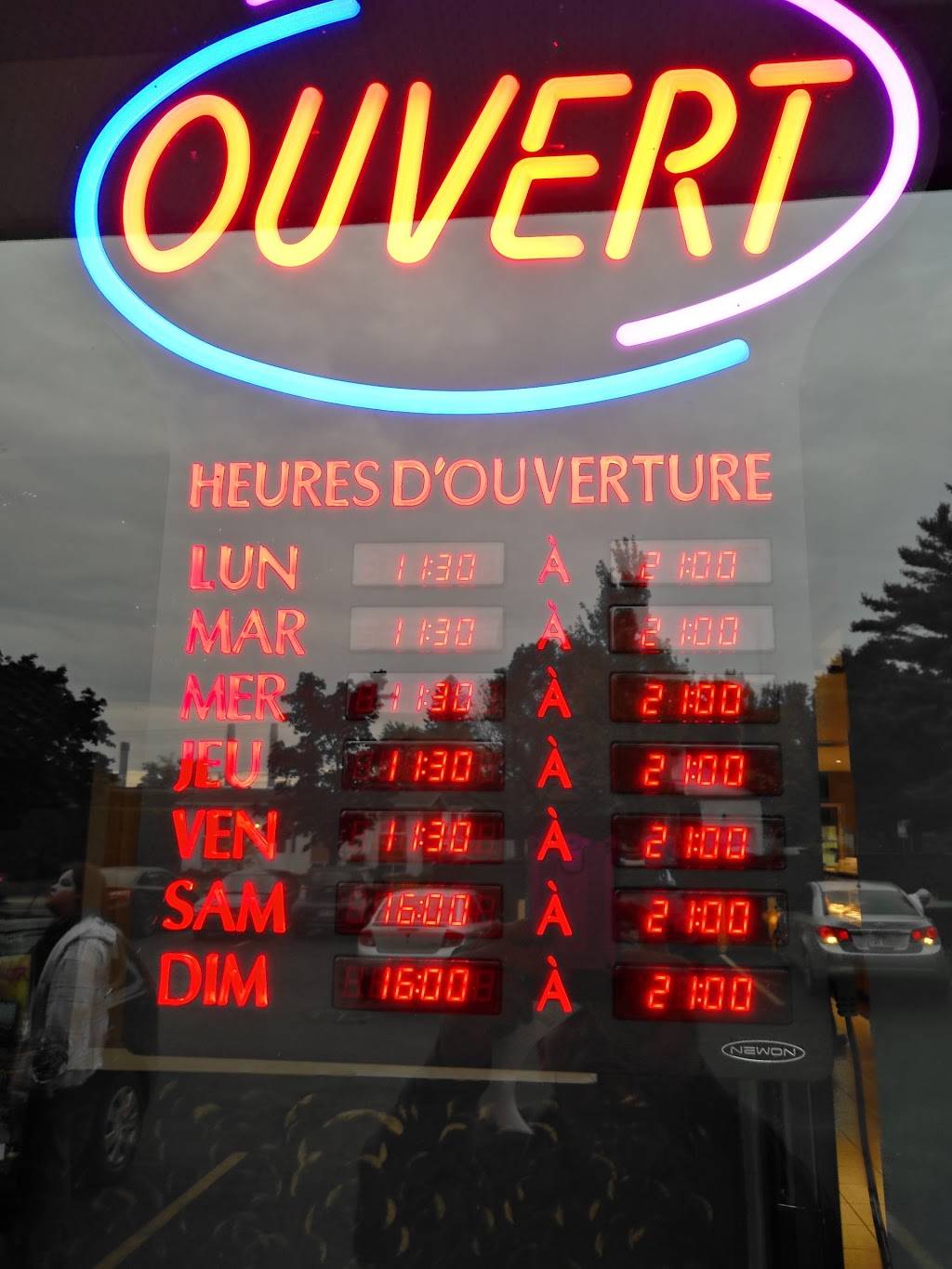 Chez Lim | restaurant | 20 Rue Valmont, Repentigny, QC J5Y 1H1, Canada | 4505858838 OR +1 450-585-8838