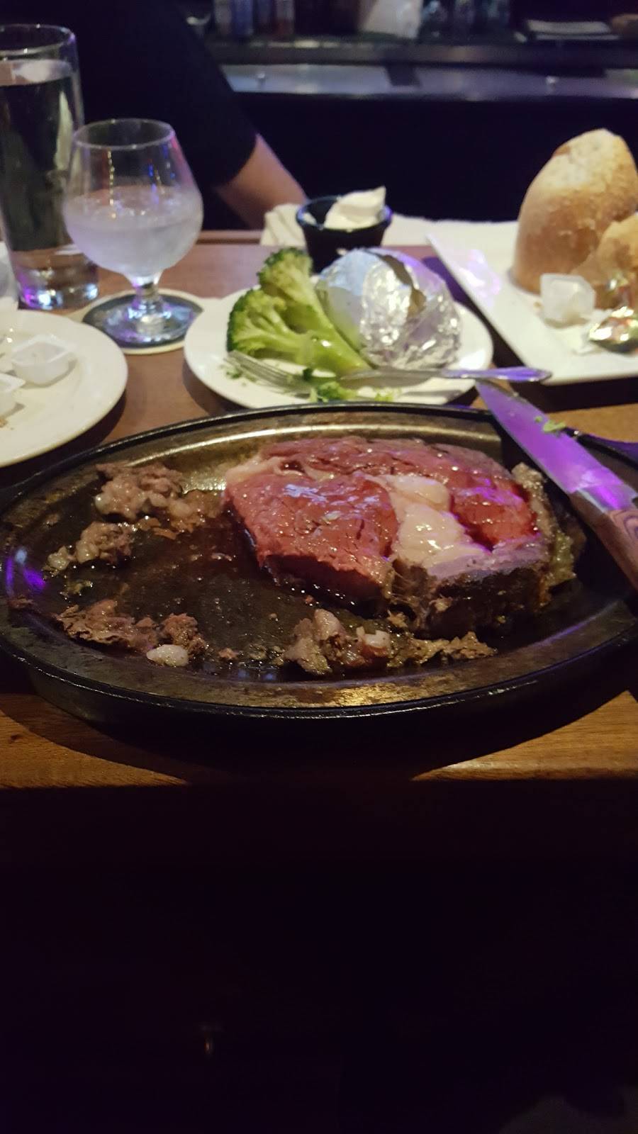 Baxters Restaurant | restaurant | 14 Paoli Shopping Center, Paoli, PA 19301, USA | 6102962699 OR +1 610-296-2699