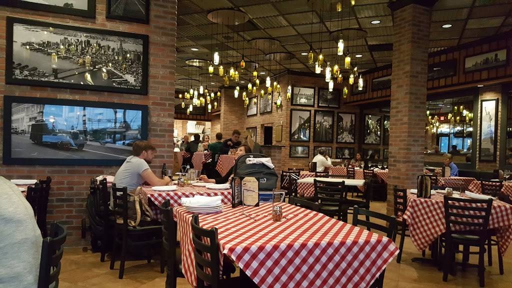 Grimaldis Pizzeria | restaurant | 20119 N Lord St J-101, Brookfield, WI 53045, USA | 2627851115 OR +1 262-785-1115