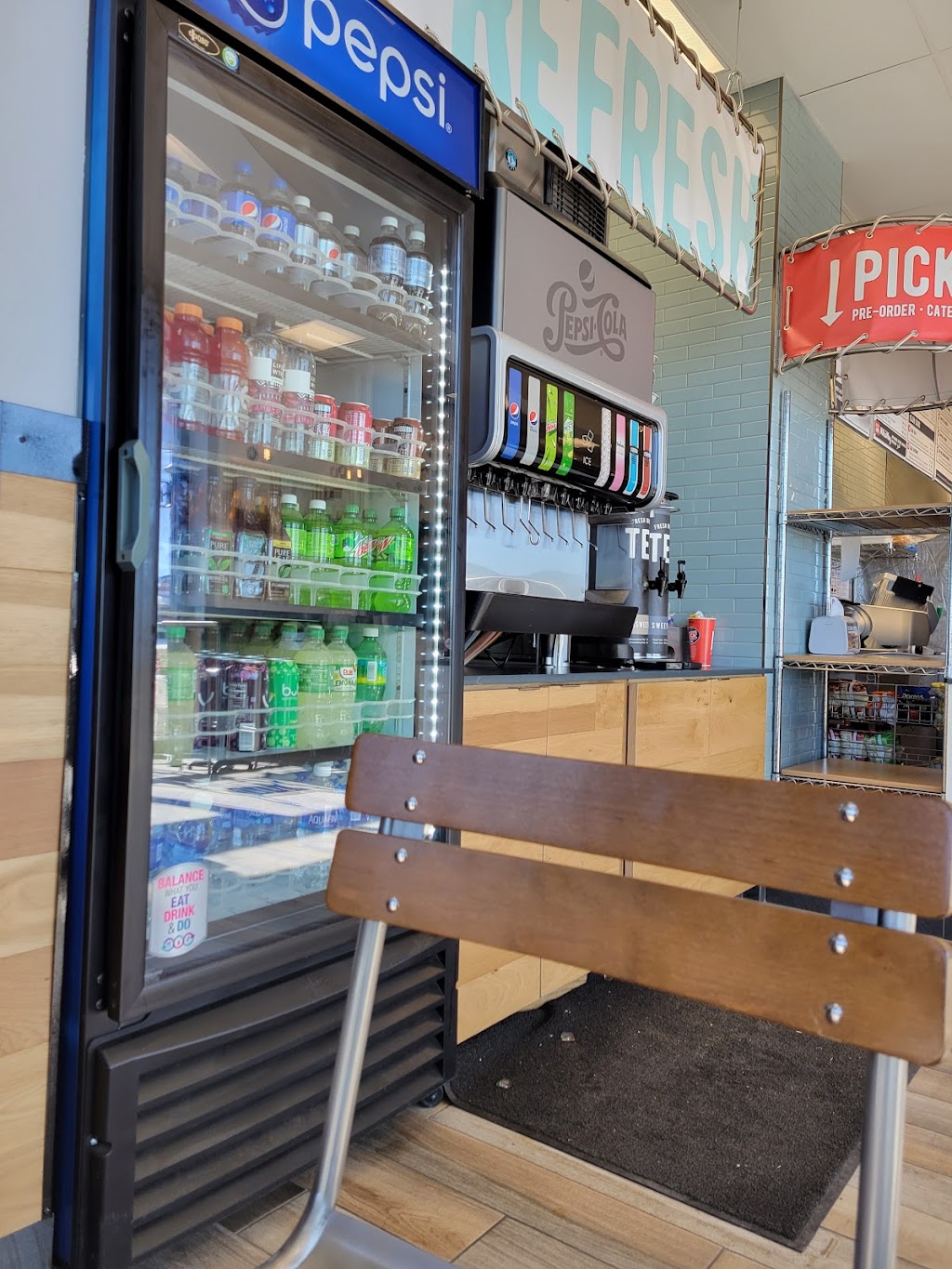 Jersey Mikes Subs | restaurant | 4265 City Centre Rd Suite 100, Firestone, CO 80504, USA | 3038273135 OR +1 303-827-3135