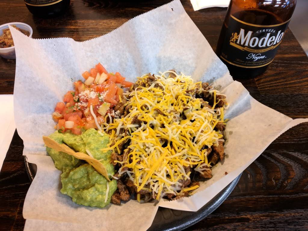 El Toro Del Cerro | restaurant | 6358 Del Cerro Blvd, San Diego, CA 92120, USA | 6192878541 OR +1 619-287-8541