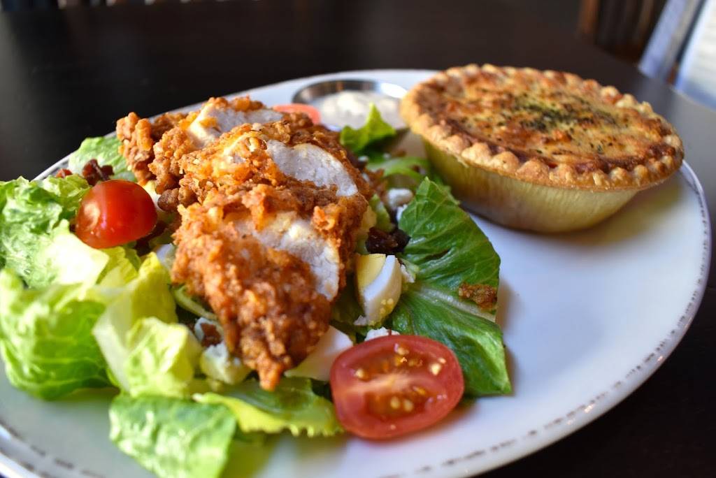 Myrtles Chicken and Beer | restaurant | 13 Market Square, Knoxville, TN 37902, USA | 8655072667 OR +1 865-507-2667