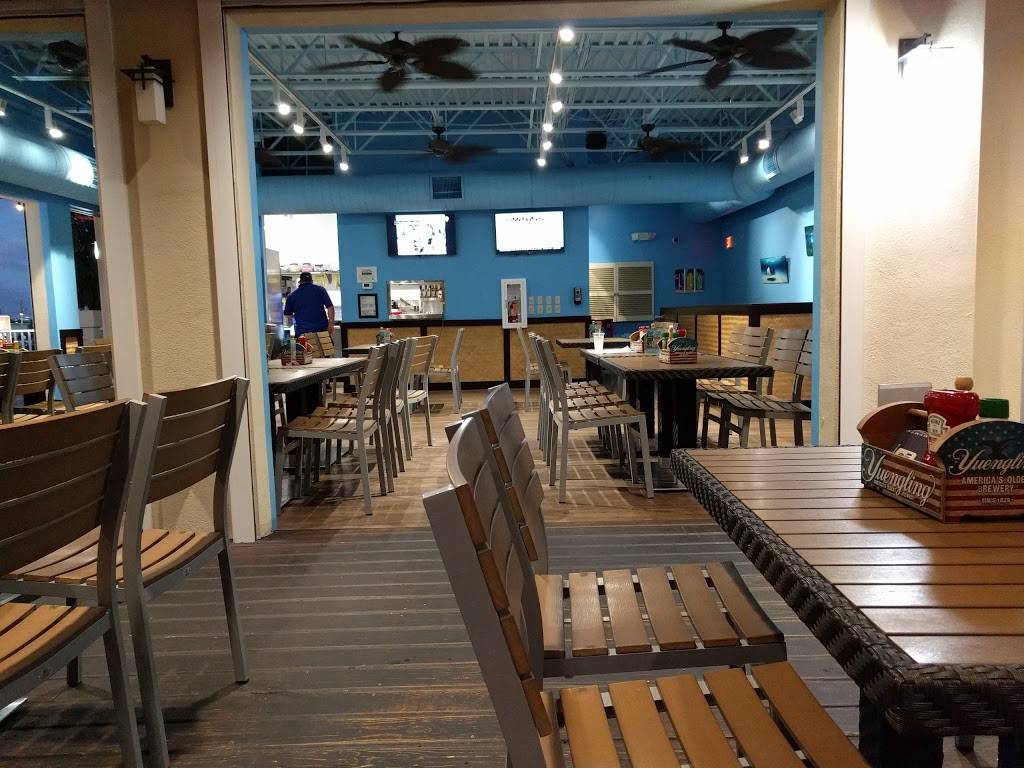 Saltys Island Bar & Grille | restaurant | 437 S Gulfview Blvd, Clearwater Beach, FL 33767, USA | 7272168085 OR +1 727-216-8085