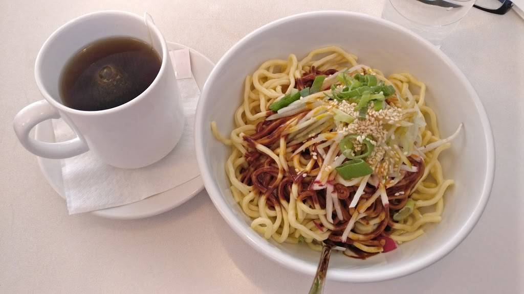 Chop-Shop | restaurant | 254 10th Ave, New York, NY 10001, USA | 2128200333 OR +1 212-820-0333