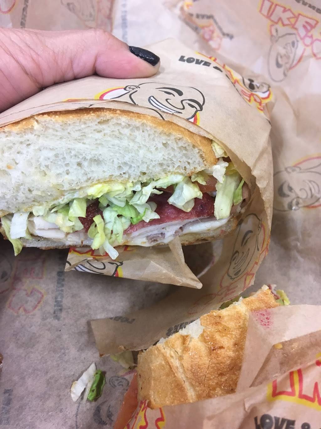 Ikes Sandwiches | restaurant | 786 W Palmdon Dr, Fresno, CA 93704, USA | 5593198174 OR +1 559-319-8174