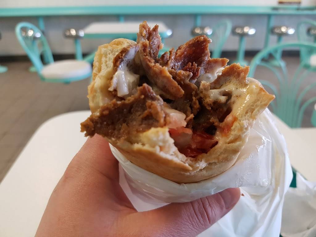 Sammys Donair | restaurant | 453 Guelph Line, Burlington, ON L7R 3L8, Canada | 9056322737 OR +1 905-632-2737