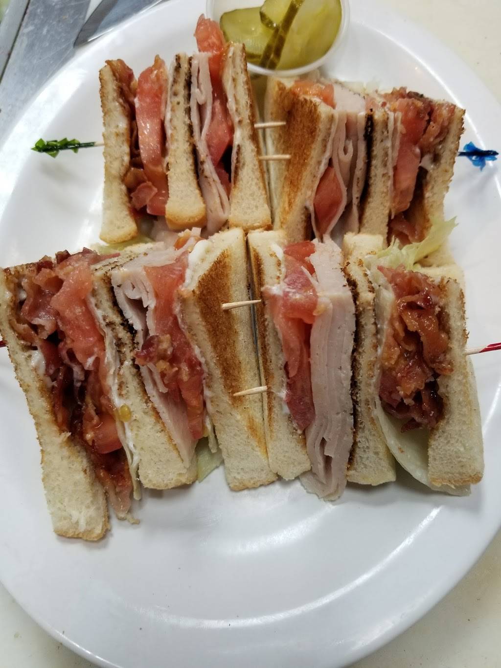 Woodward Coney Island | restaurant | 616 Woodward Ave, Detroit, MI 48226, USA | 3139619900 OR +1 313-961-9900