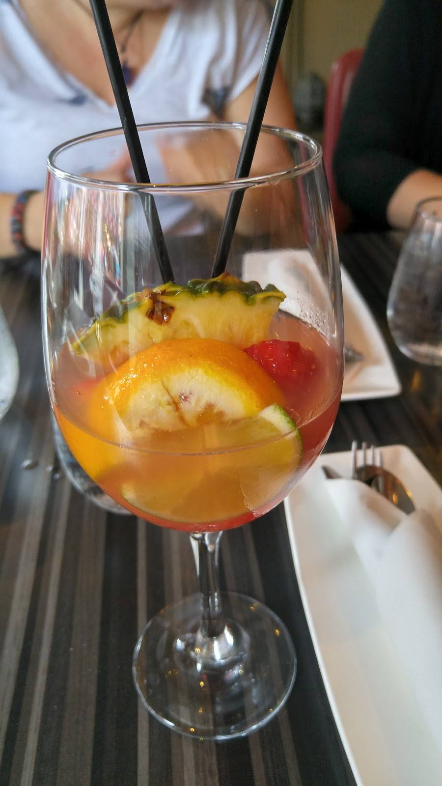 Aqua Trois-Rivières | restaurant | 334 Rue des Forges, Trois-Rivières, QC G9A 4S8, Canada | 8193711515 OR +1 819-371-1515