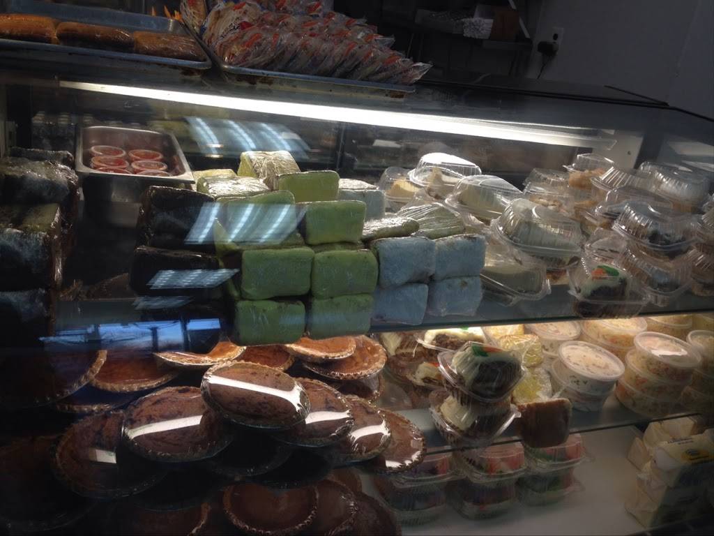 J Cs Chickn Trout | restaurant | 2321 N Rolling Rd, Windsor Mill, MD 21244, USA | 4102774667 OR +1 410-277-4667