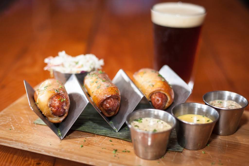 Tavern at the Beach | restaurant | 1200 Garnet Ave, San Diego, CA 92109, USA | 8582726066 OR +1 858-272-6066