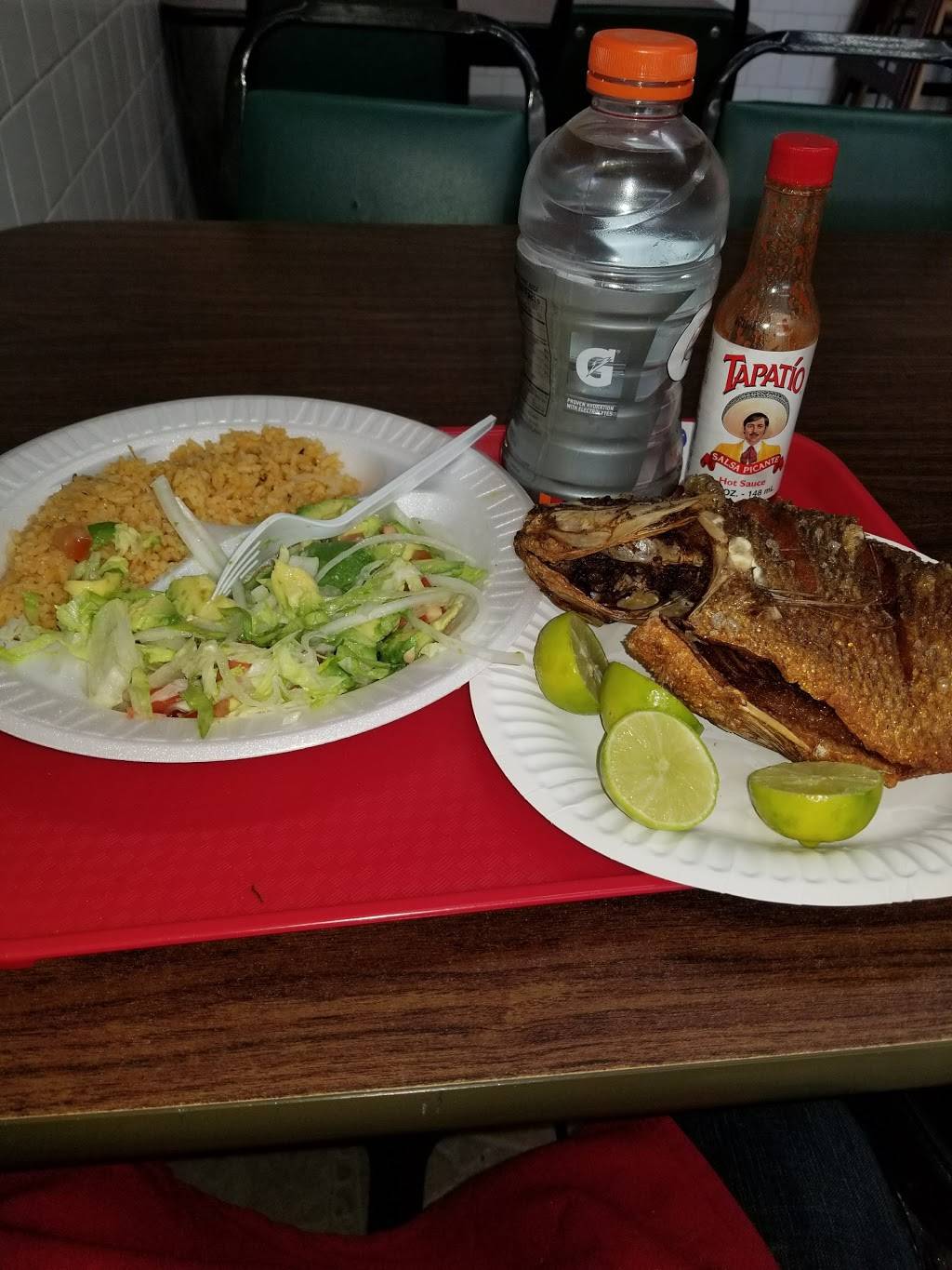 El Caporal | restaurant | 8041 Vineland Ave, Sun Valley, CA 91352, USA | 8187687490 OR +1 818-768-7490