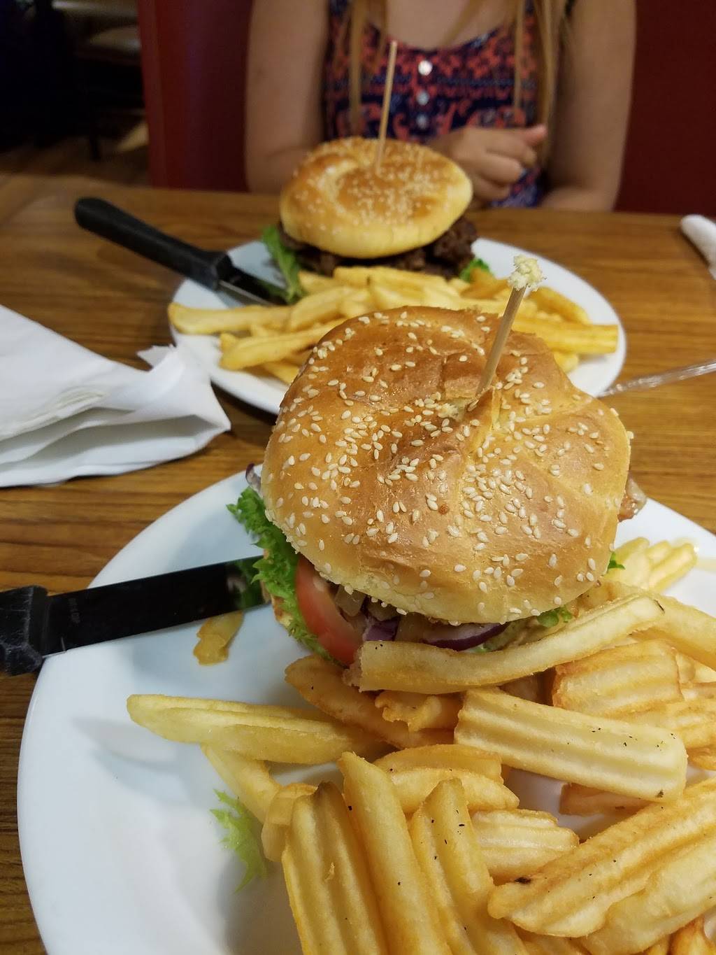 Dennys | restaurant | 4925 S Howell Ave, Milwaukee, WI 53207, USA | 4147447101 OR +1 414-744-7101