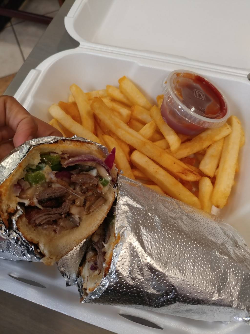 Milans Pizza | restaurant | 8968 Corbin Ave, Northridge, CA 91324, USA | 8182806867 OR +1 818-280-6867