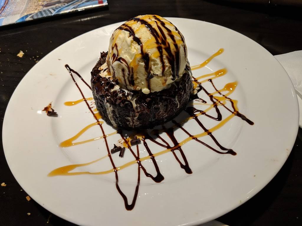 LongHorn Steakhouse | meal takeaway | 555 E City Ave, Bala Cynwyd, PA 19004, USA | 6106675060 OR +1 610-667-5060