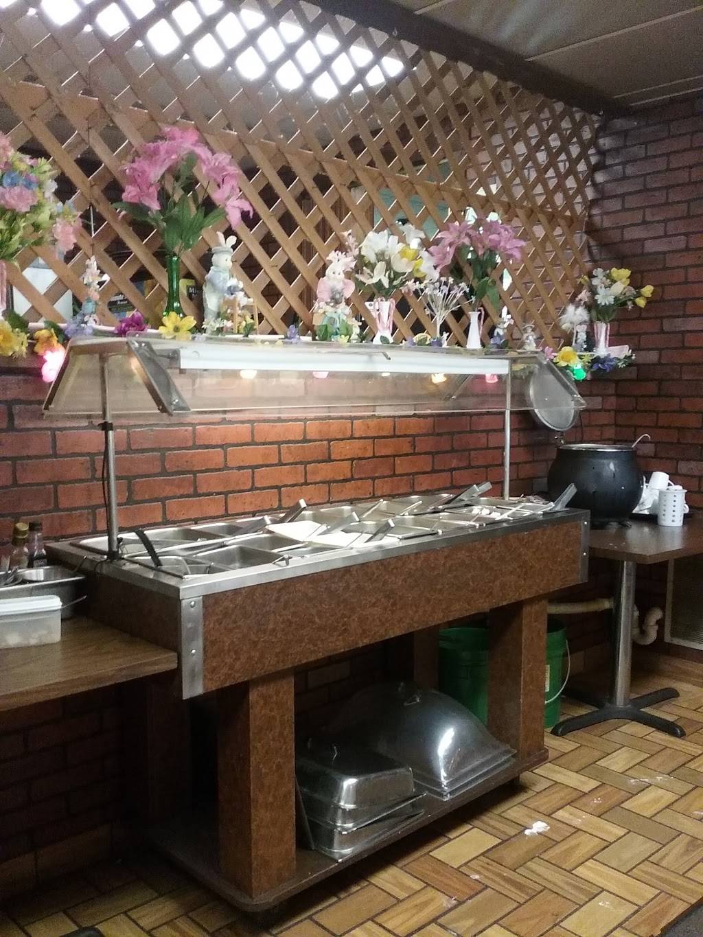 Mid-Town Family Restaurant | restaurant | 123 E Railroad St, Norwood Young America, MN 55368, USA | 9524672721 OR +1 952-467-2721