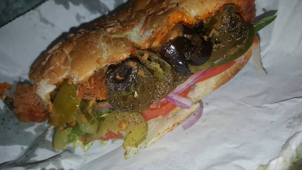 Subway Restaurants | restaurant | 5062 N Sheridan Rd, Chicago, IL 60640, USA | 7735613800 OR +1 773-561-3800