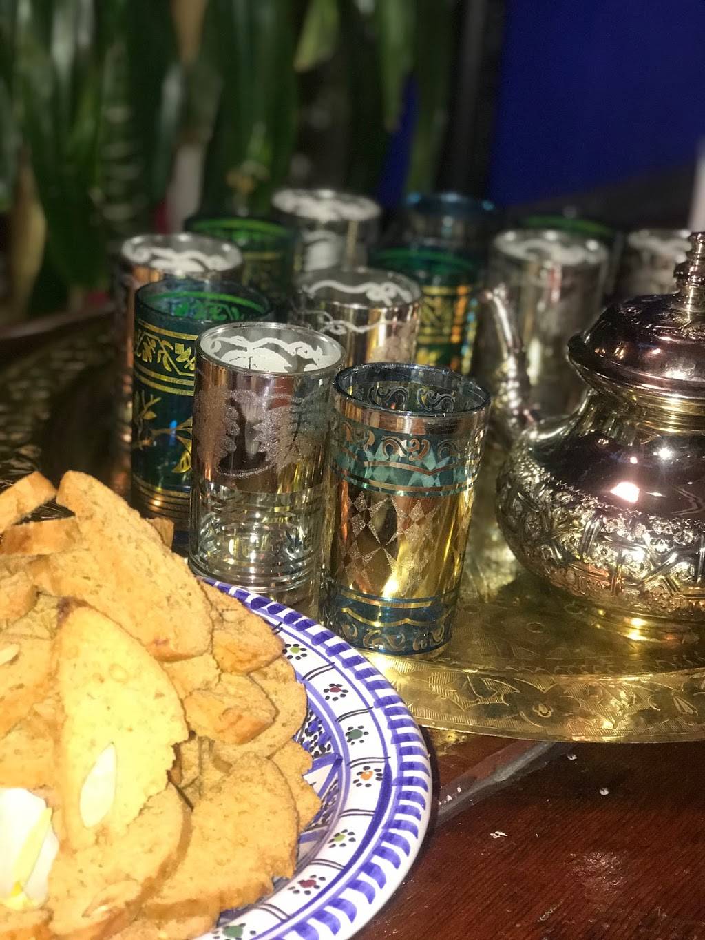 Casablanca Moroccan Kitchens | restaurant | 6919 Melrose Ave, Los Angeles, CA 90038, USA | 3232724777 OR +1 323-272-4777