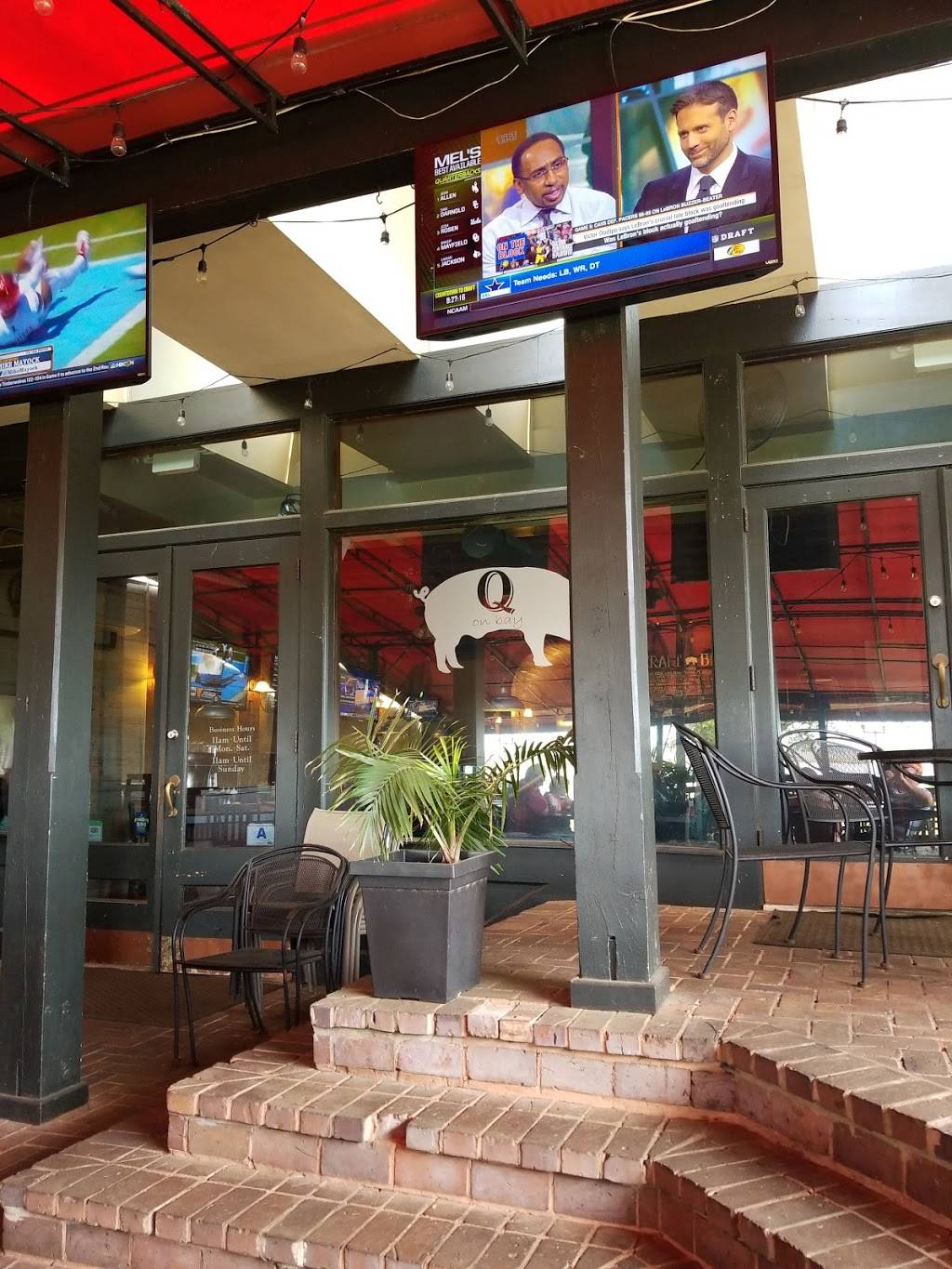 Q on Bay | restaurant | 822 Bay St, Beaufort, SC 29902, USA | 8435247771 OR +1 843-524-7771