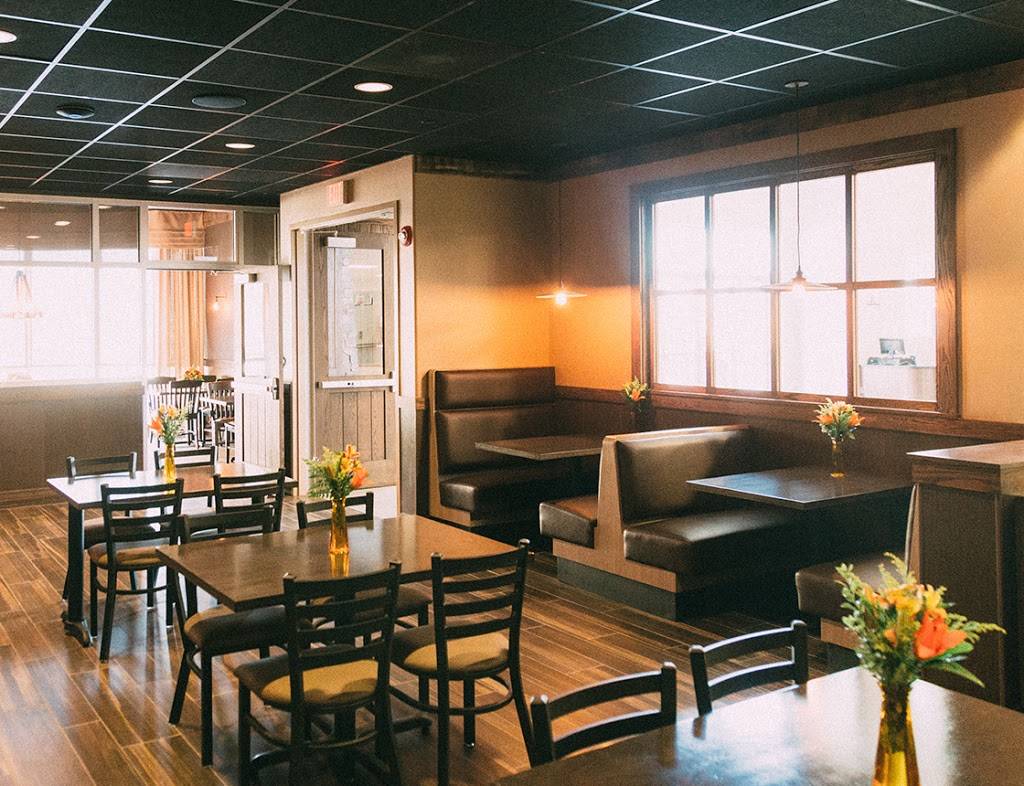 The Point Restaurant | restaurant | 44538 40th St E, Lancaster, CA 93535, USA | 6619464520 OR +1 661-946-4520