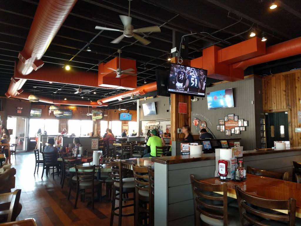 Hooters | restaurant | 1650 US-41 Suite A, Schererville, IN 46375, USA | 2193222024 OR +1 219-322-2024