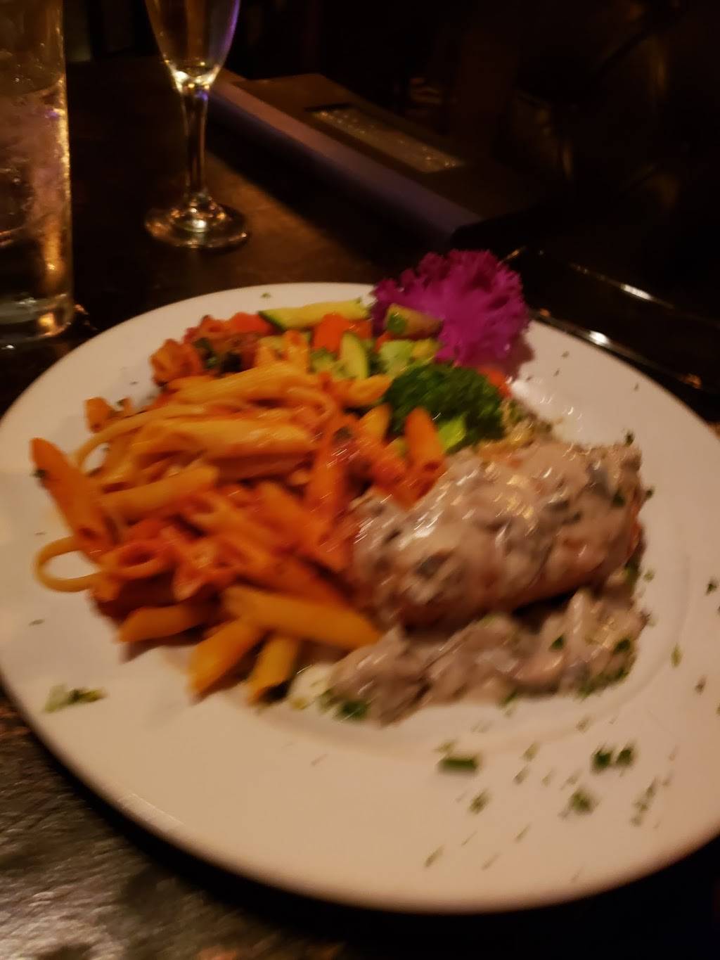 100 North Kitchen And Lounge | restaurant | 100 N Harbor Blvd, Fullerton, CA 92832, USA | 7146984010 OR +1 714-698-4010