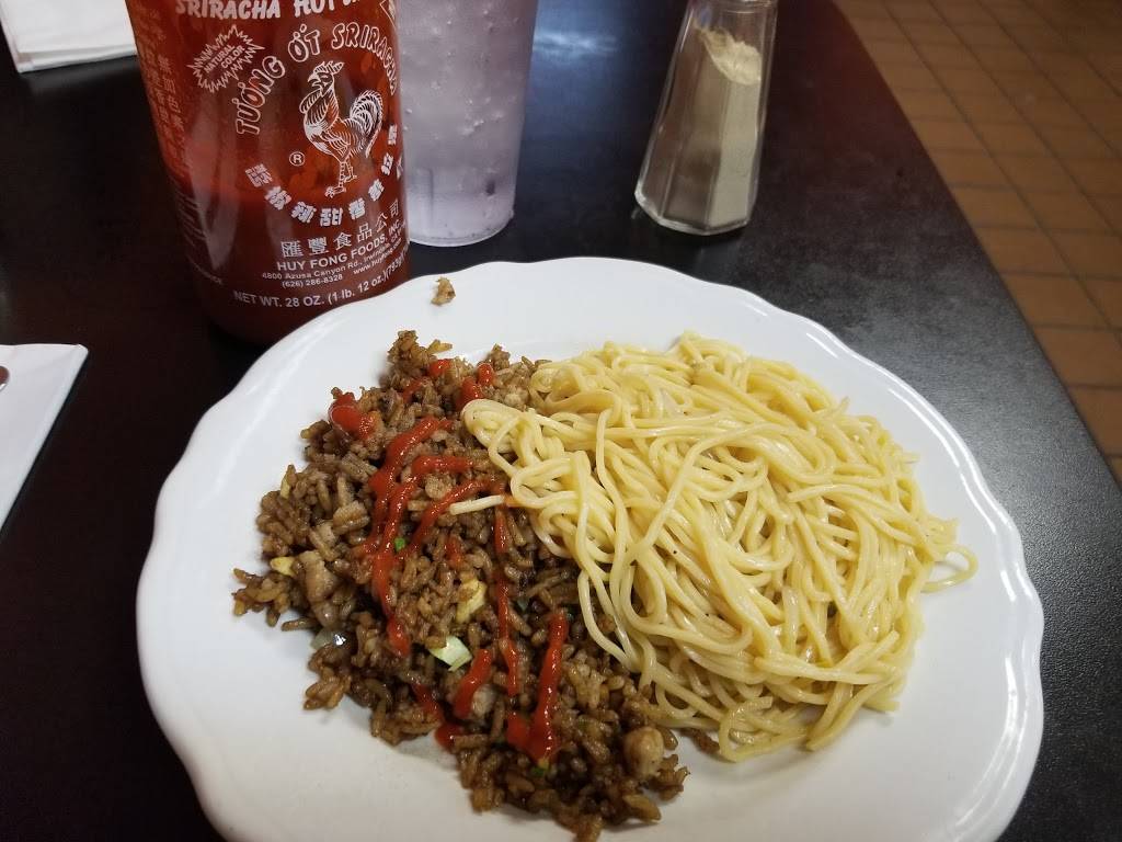 Leos Chow Mein | restaurant | 1059 Hudson Rd, St Paul, MN 55106, USA | 6517710305 OR +1 651-771-0305