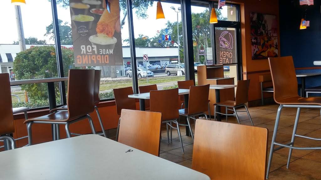 Taco Bell | meal takeaway | 1350 W Brandon Blvd, Brandon, FL 33511, USA | 8135718032 OR +1 813-571-8032