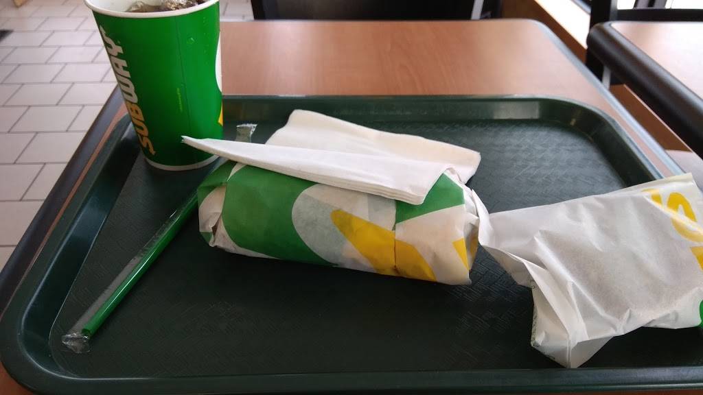 Subway | restaurant | 80 Boulevard de la Seigneurie O, Blainville, QC J7C 5M4, Canada | 4509797766 OR +1 450-979-7766